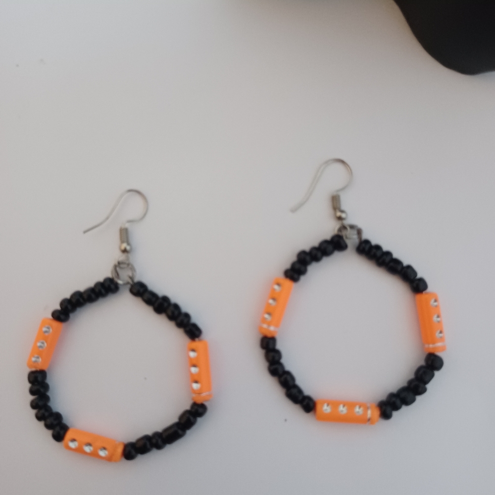 Earrings - Picture 3 of 3